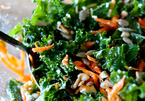 Салат из кудрявой капусты