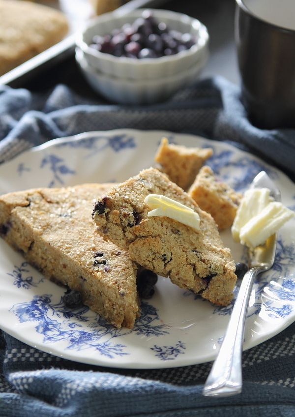 Лепешки с&nbsp;кокосовым маслом и&nbsp;черникой