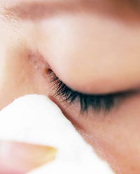 Кокосовое масло для снятия макияжа