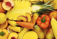 Желтые, оранжевые, красные овощи и фрукты зеаксантин и лютеин