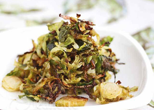 Чипсы из брюссельской капусты с добавлением кокосового масла