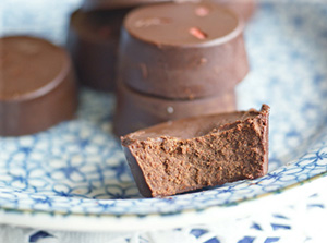 Шоколадные конфеты с ягодами годжи